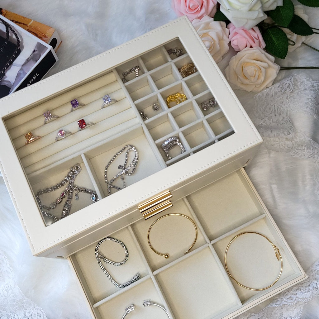 boîte à bijoux avec tiroirs